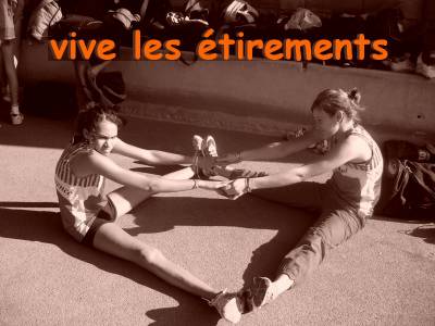 Ma popo é moi en tri de fér lé étiremen!!